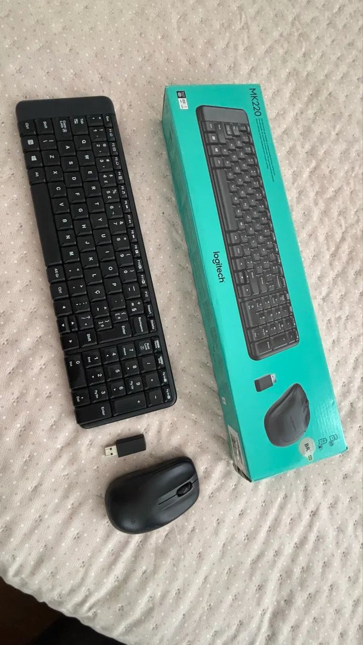 TECLADO + MOUSE SEM FIO LOGITECH MK220