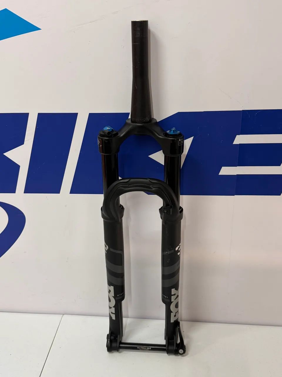 SUSPENSÃO FOX PERFORMANCE STEP-CAST 29 100 MM ESTADO ZERO  - Foto 4