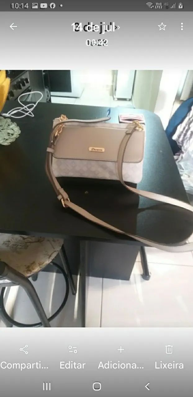 Duas botas e uma bolsa  - Foto 3