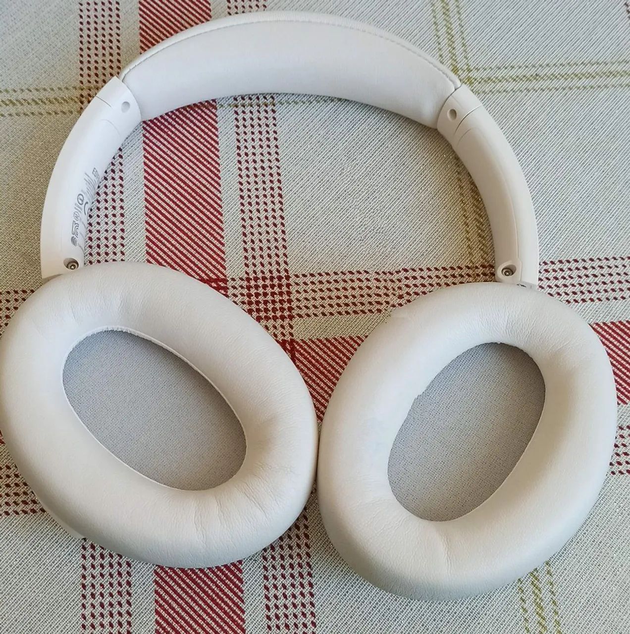 Headphone Edifier WH700NB PRO cancelamento do ruído som potente e bateria longa duração  - Foto 4