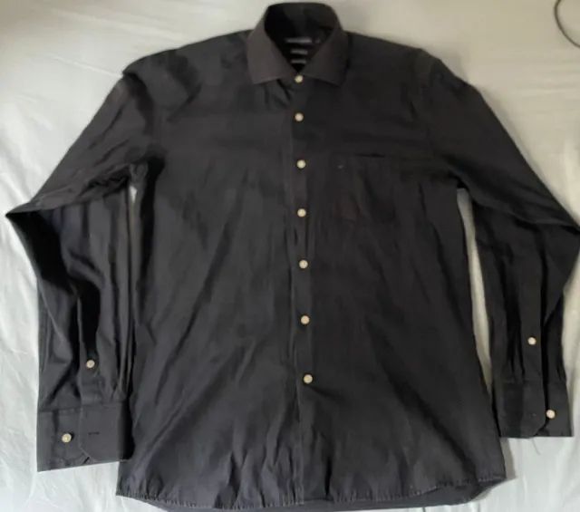 Camisas Sociais Azul e Preta - Foto 2