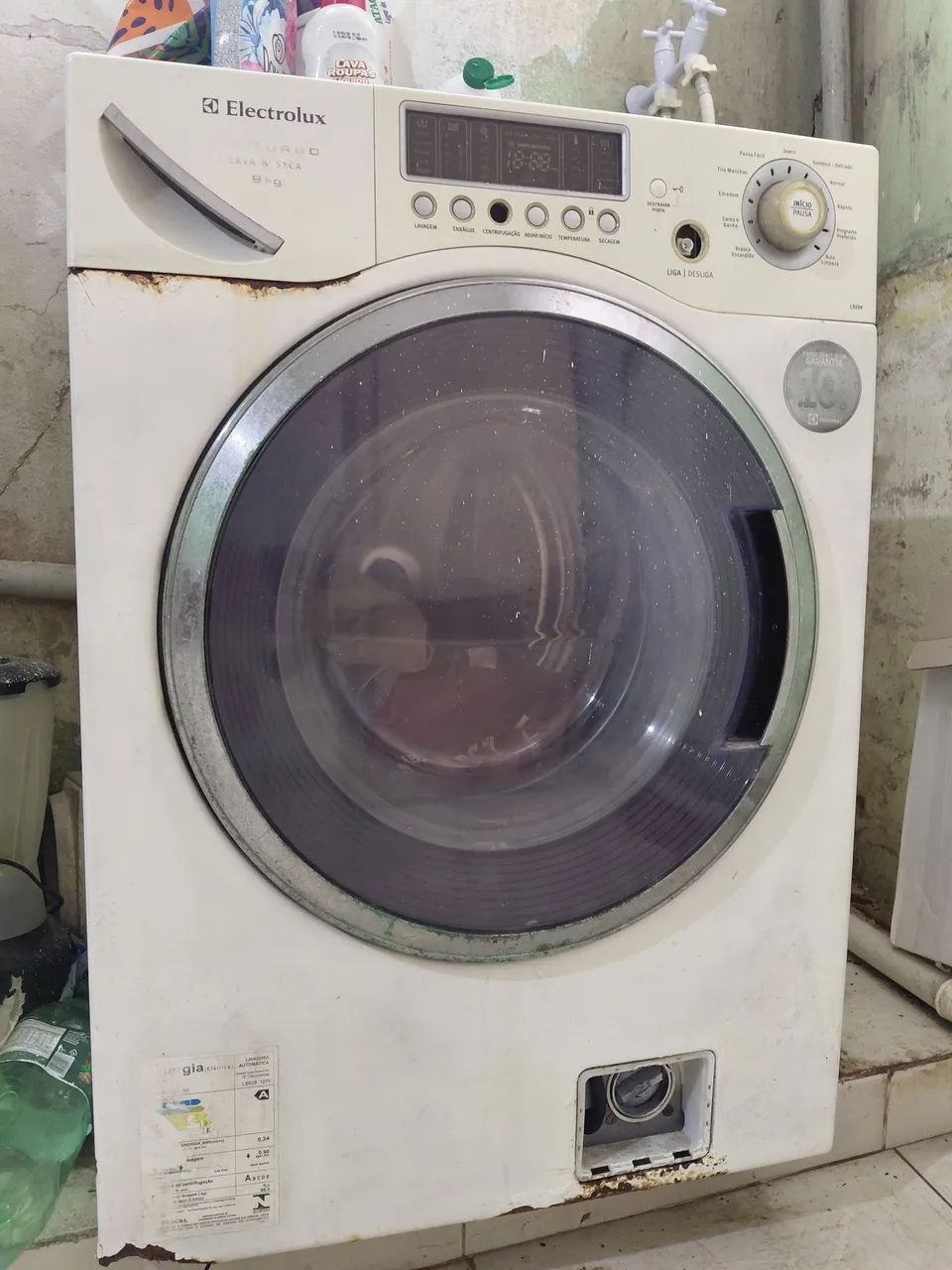 Máquina lava e seca electrolux
