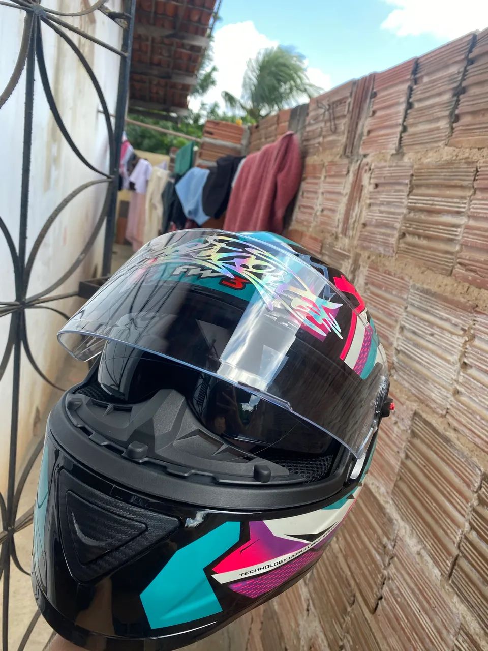 Capacete fw3 Tiffany 