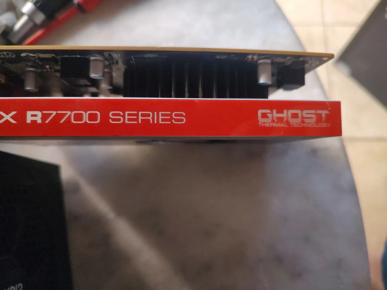 Placa de vídeo xfx r7700 com defeito  - Foto 2