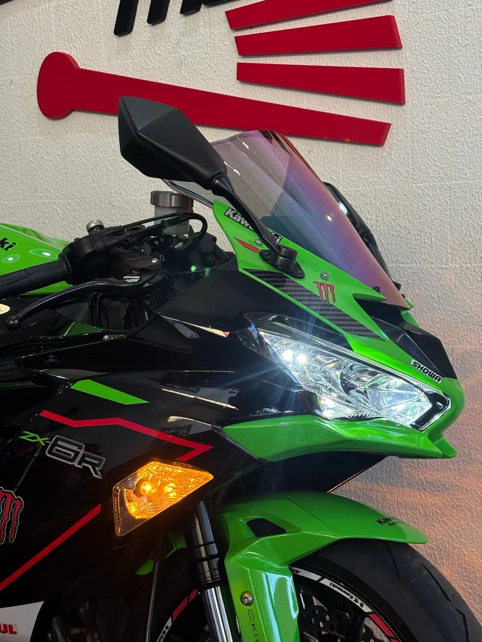 Kawasaki Zx-6r 636cc 2021 - 1511335887 | OLX