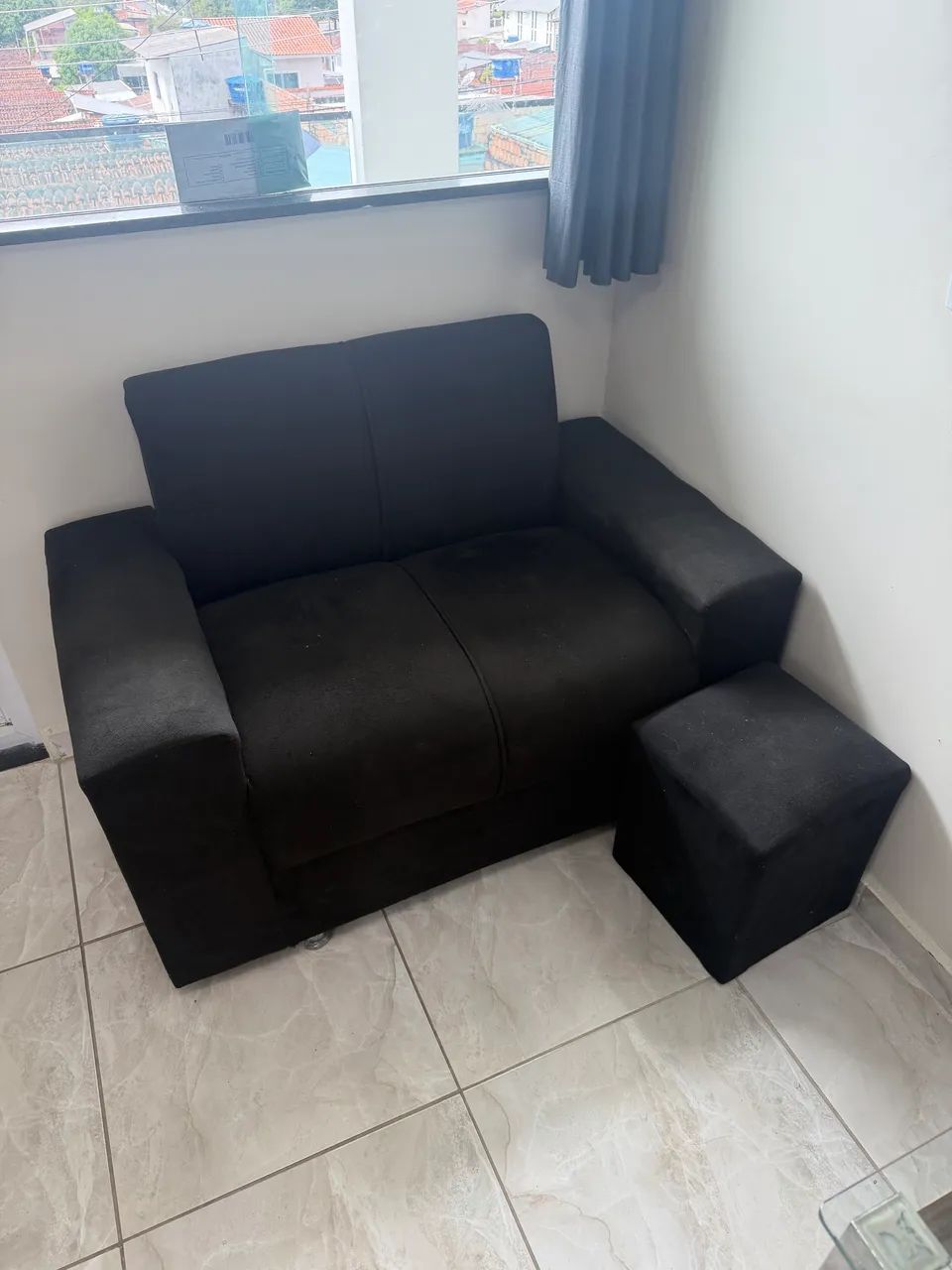 Sofá 2 Lugares seminovo - Foto 2