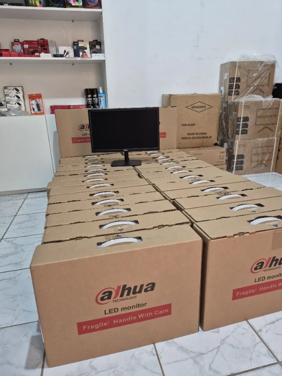 New 19-Inch Monitor417561986037207041