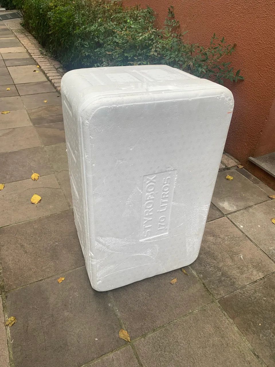 Caixa de isopor 170 litros 