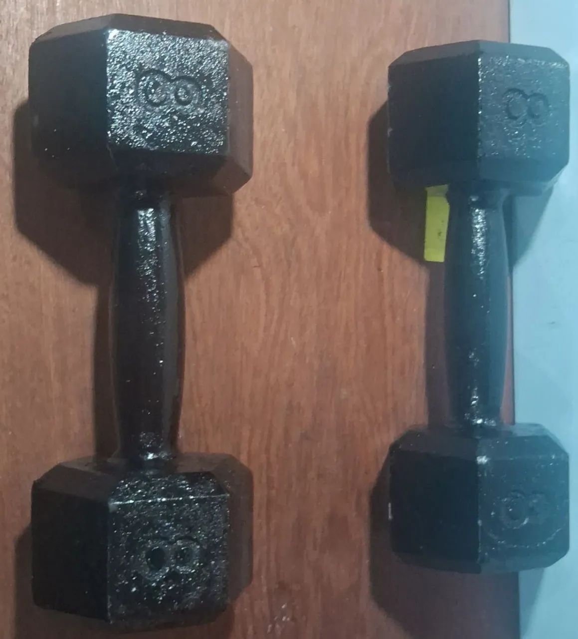 Vende_se  1 par de Halteres de 8kg - Foto 2
