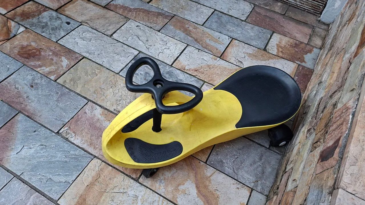 Carrinho Rolimã Infantil Gira 
