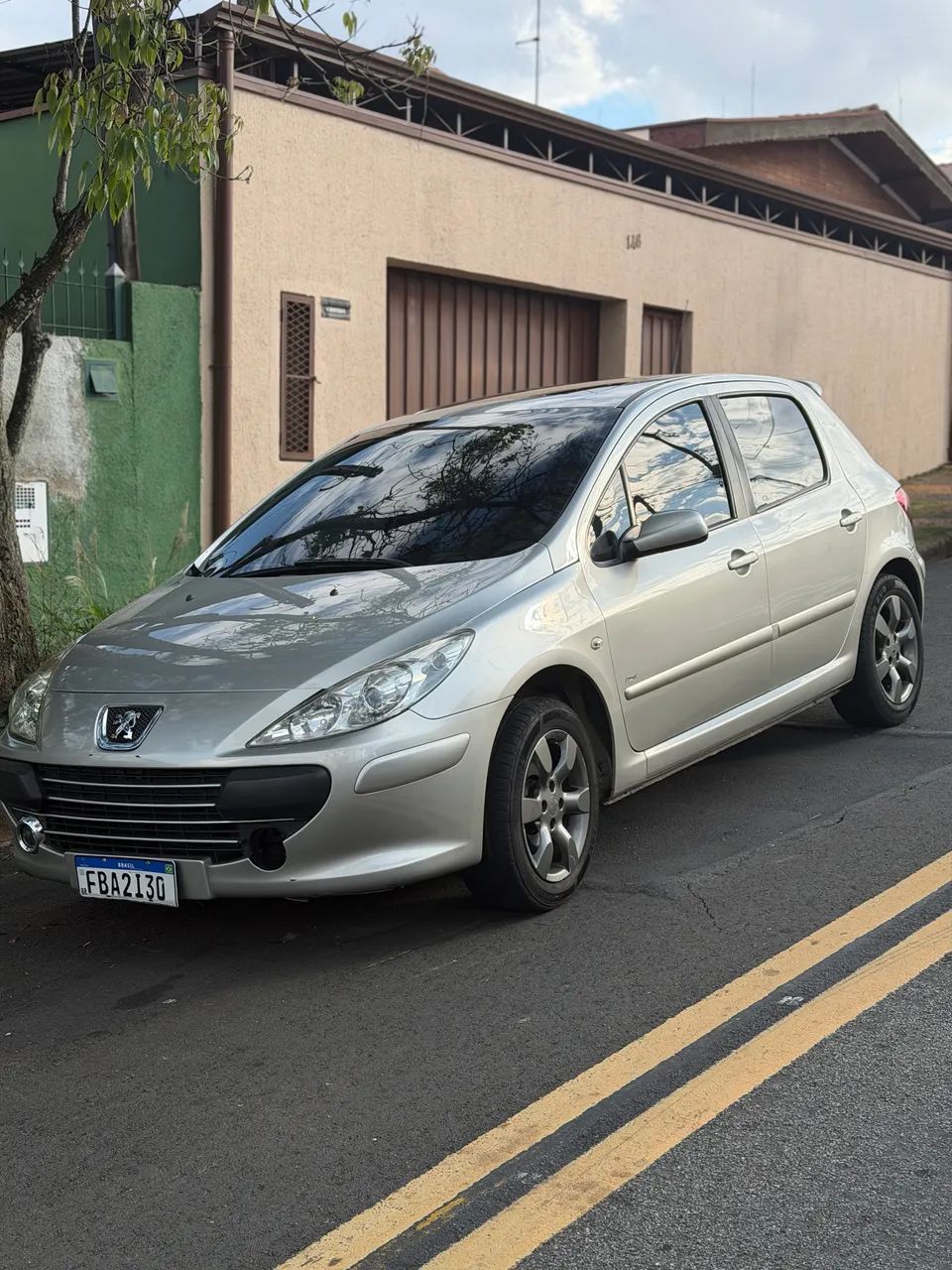 Peugeot 307 307 Soleil/ Presence 1.6/1.6 Flex 16V 5p 2012