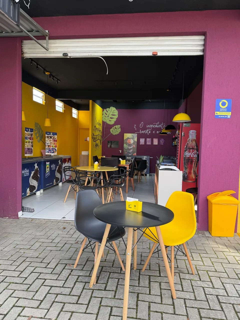 Vendo Sorveteria no Xaxim funcionando com estoque - Foto 2