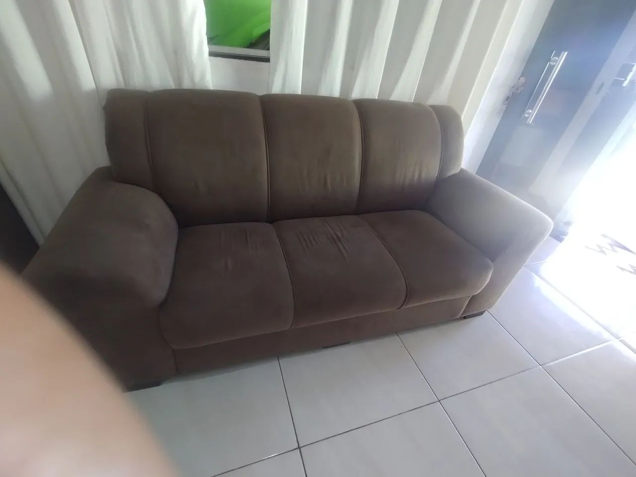 Vende de sofá três lugares valor 380 - Foto 5