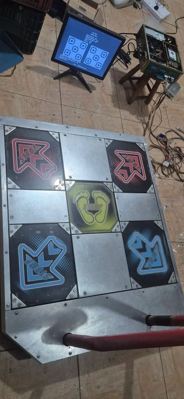 Pista Step esquerdo Pump It Up original usado - Foto 3