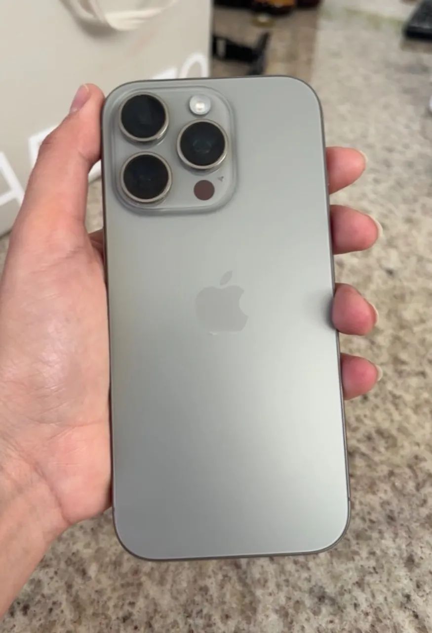 iPhone 16 Pro 