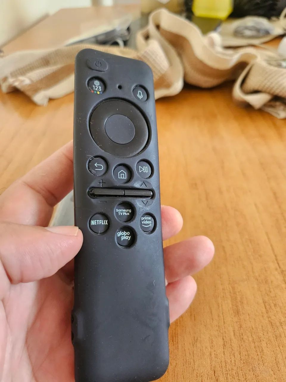 Capa para controle novas tvs samsung 