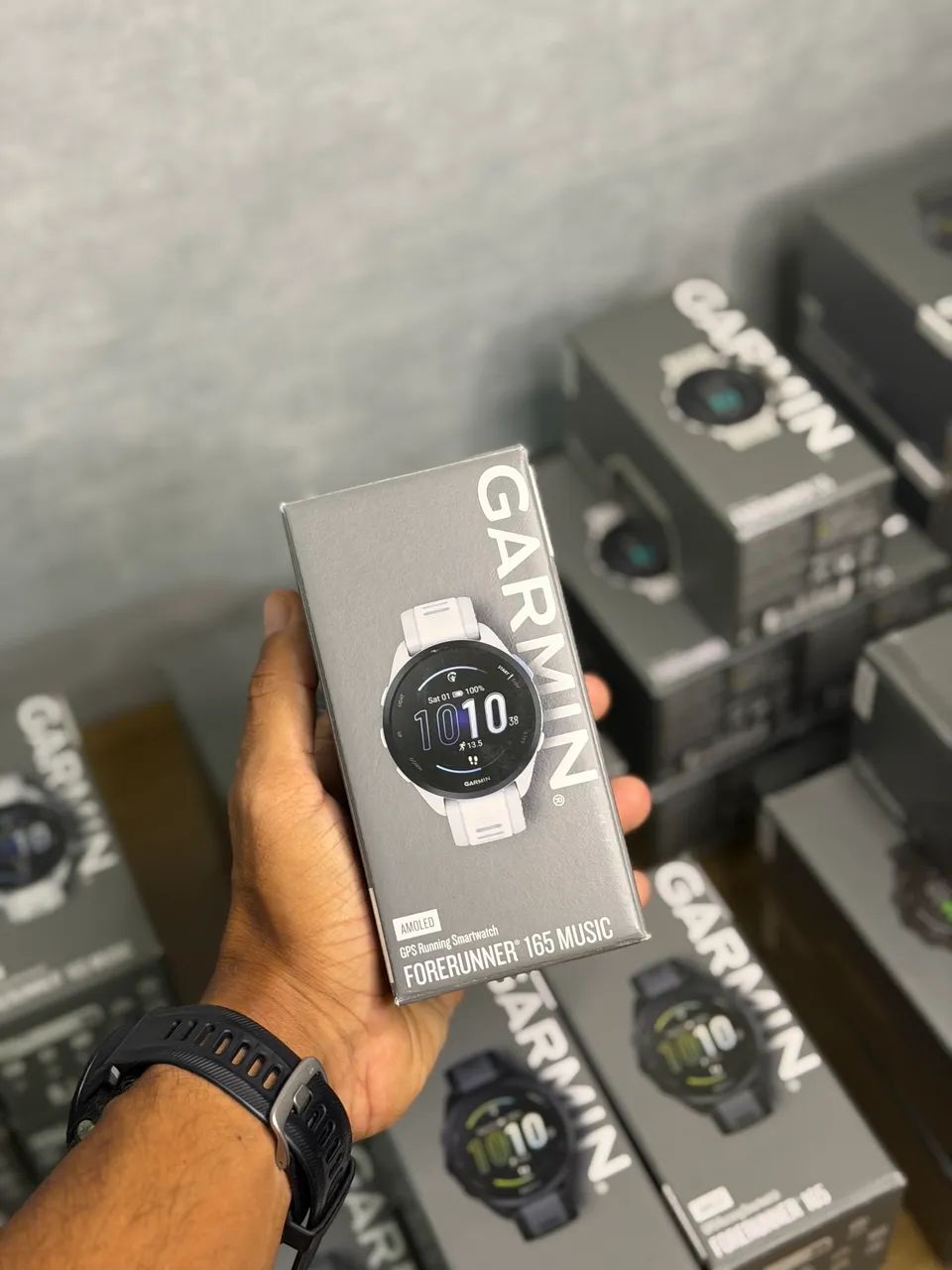 Garmin 165 Music Amoled Novo - Foto 2