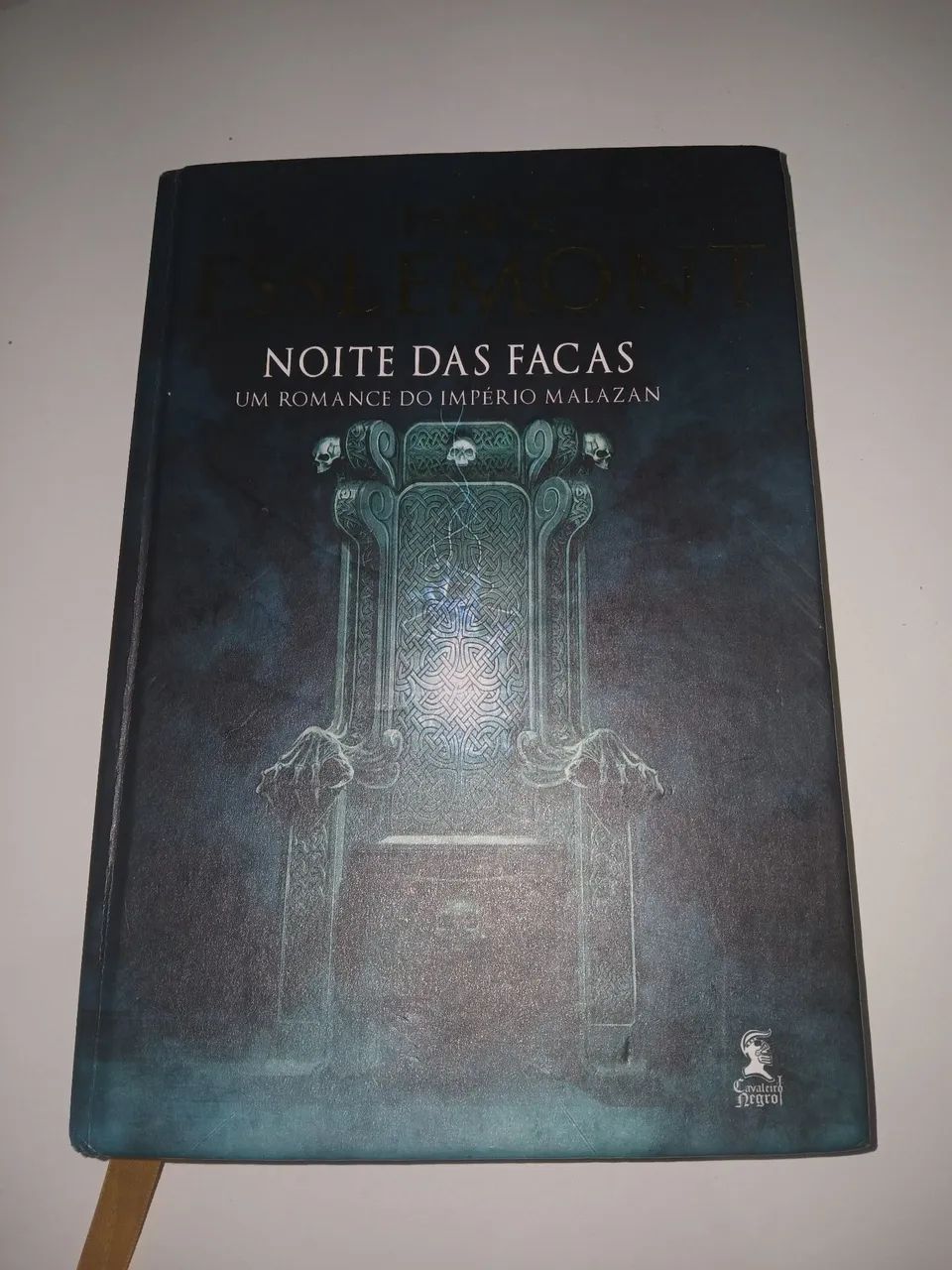 Livro Noite das Facas romance