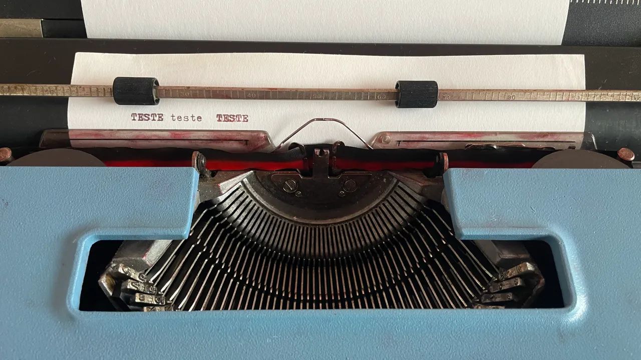 Máquina de escrever Olivetti Studio 46 funcionando perfeitamente - Foto 3
