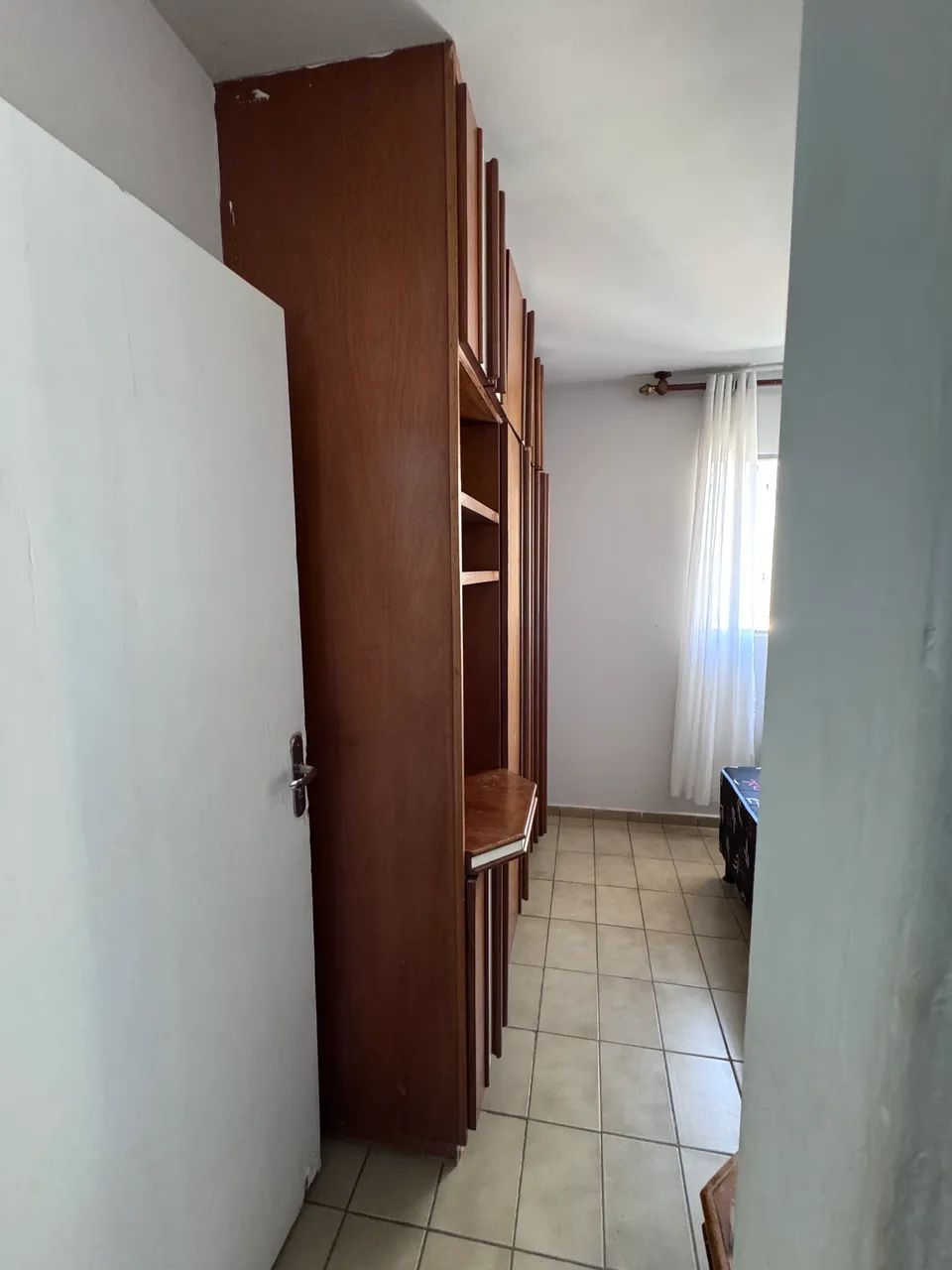 Aluguel de quarto para mulher 
