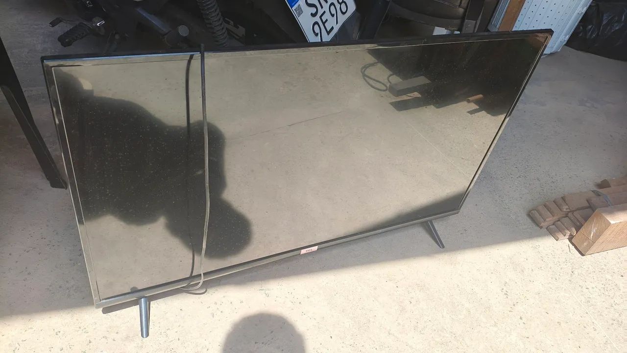 Tv com Problema na Tela só  - Foto 3