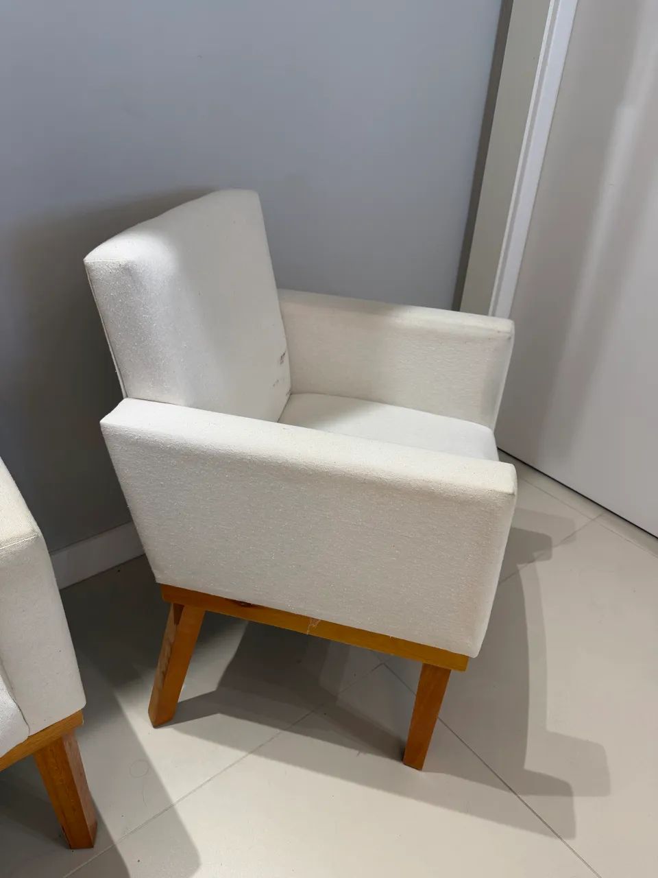 Poltrona semi nova 