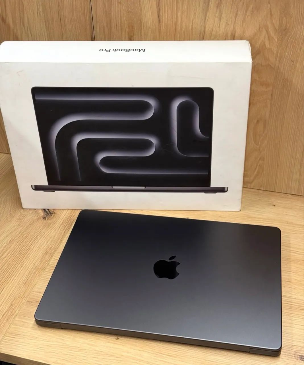 MacBook Pro M5 512/16 GB GB novo lacrado - Notebooks - Taguatinga