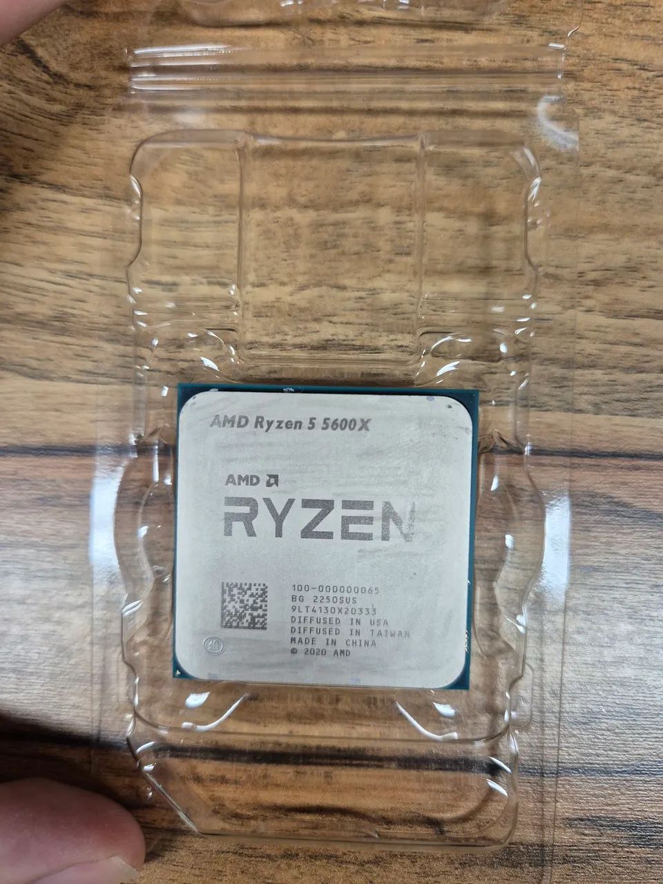 AMD Ryzen 5 5600X 