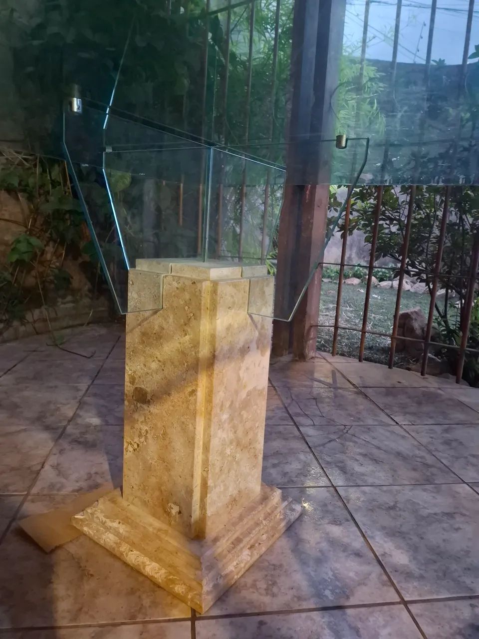 Mesa com tampo de vidro 1,20x1,20 - Foto 2