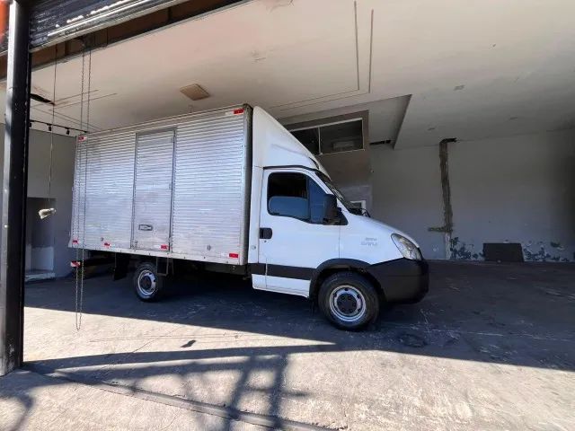 IVECO DAILY 35S14  - Foto 3