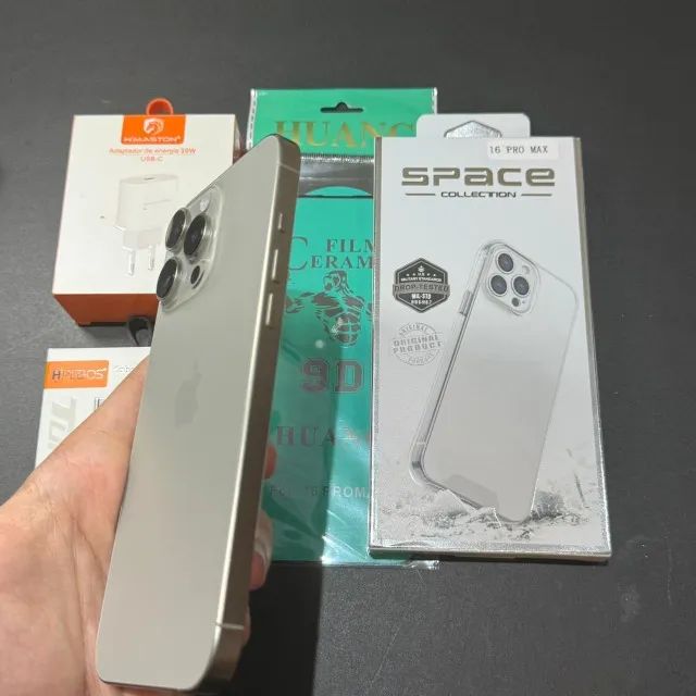 IPhone 16 Pro Max 256GB Natural 95% Saúde Impecável! Com brindes