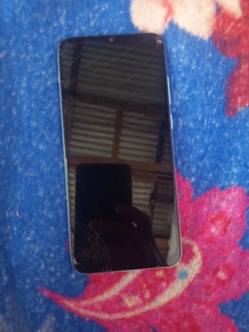Celular com defeito 