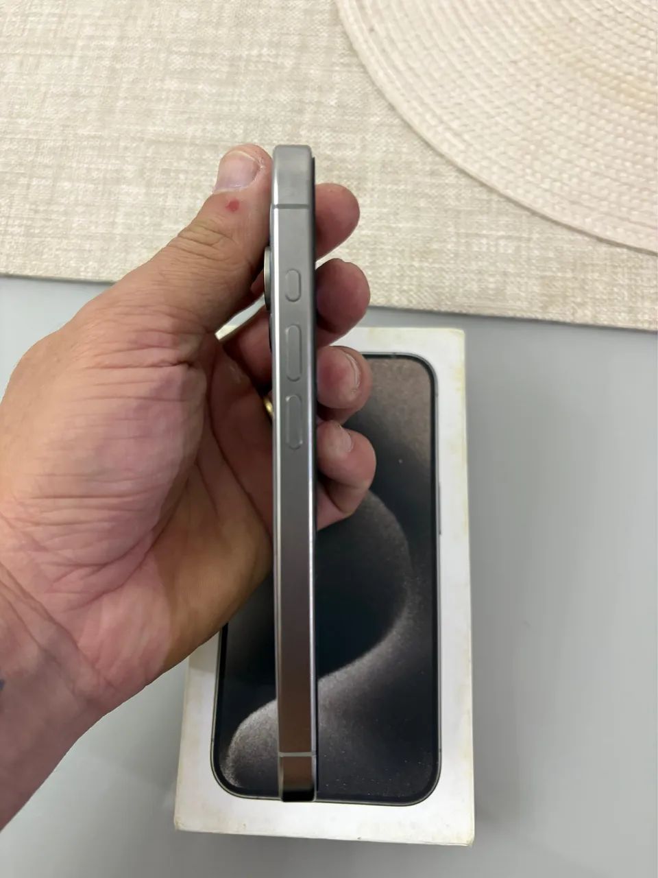 iPhone 15 pro prata  - Foto 3