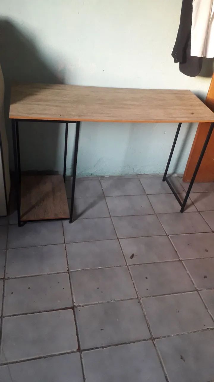 Mesa para computador432958265980375040