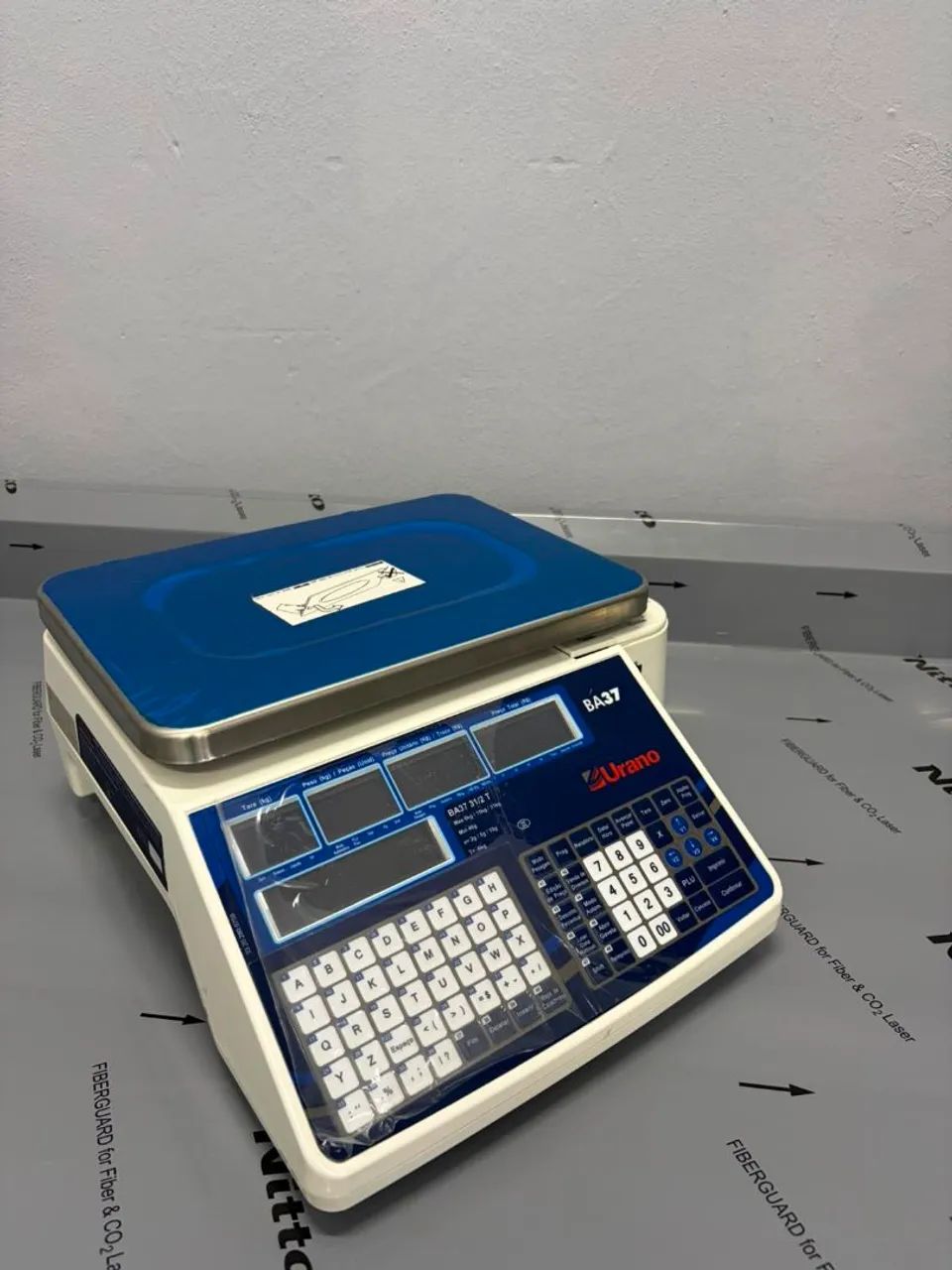 Balança etiquetadora 31kg com Wi-Fi 