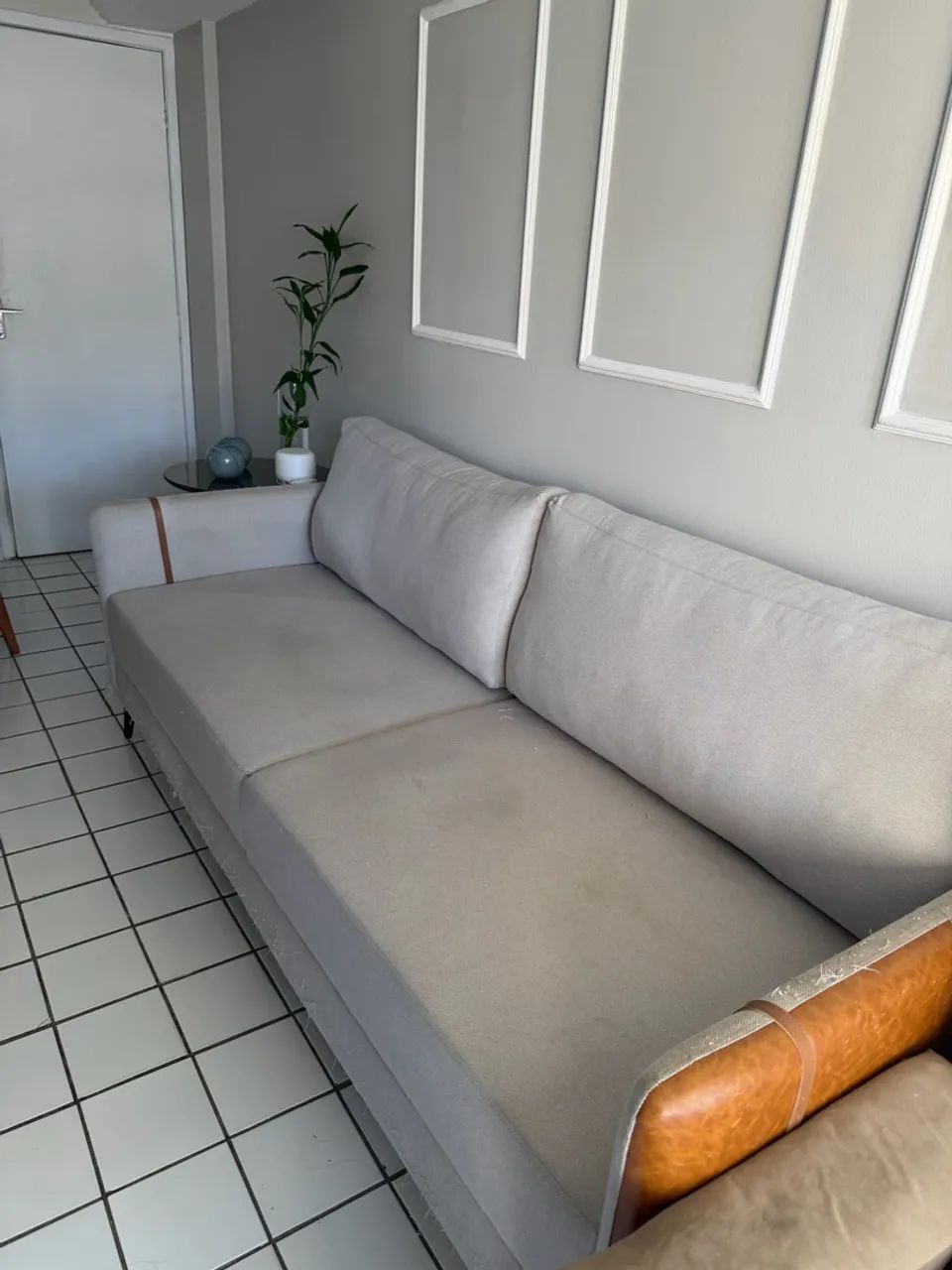 Vendo uma mesa e sofá em perfeito estado! - Foto 2