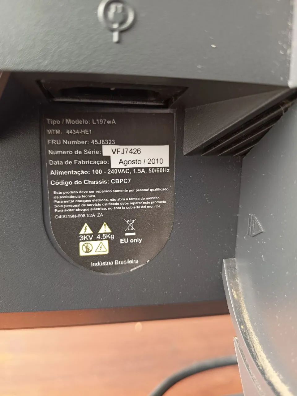 Monitor LENOVO 19 - Foto 3