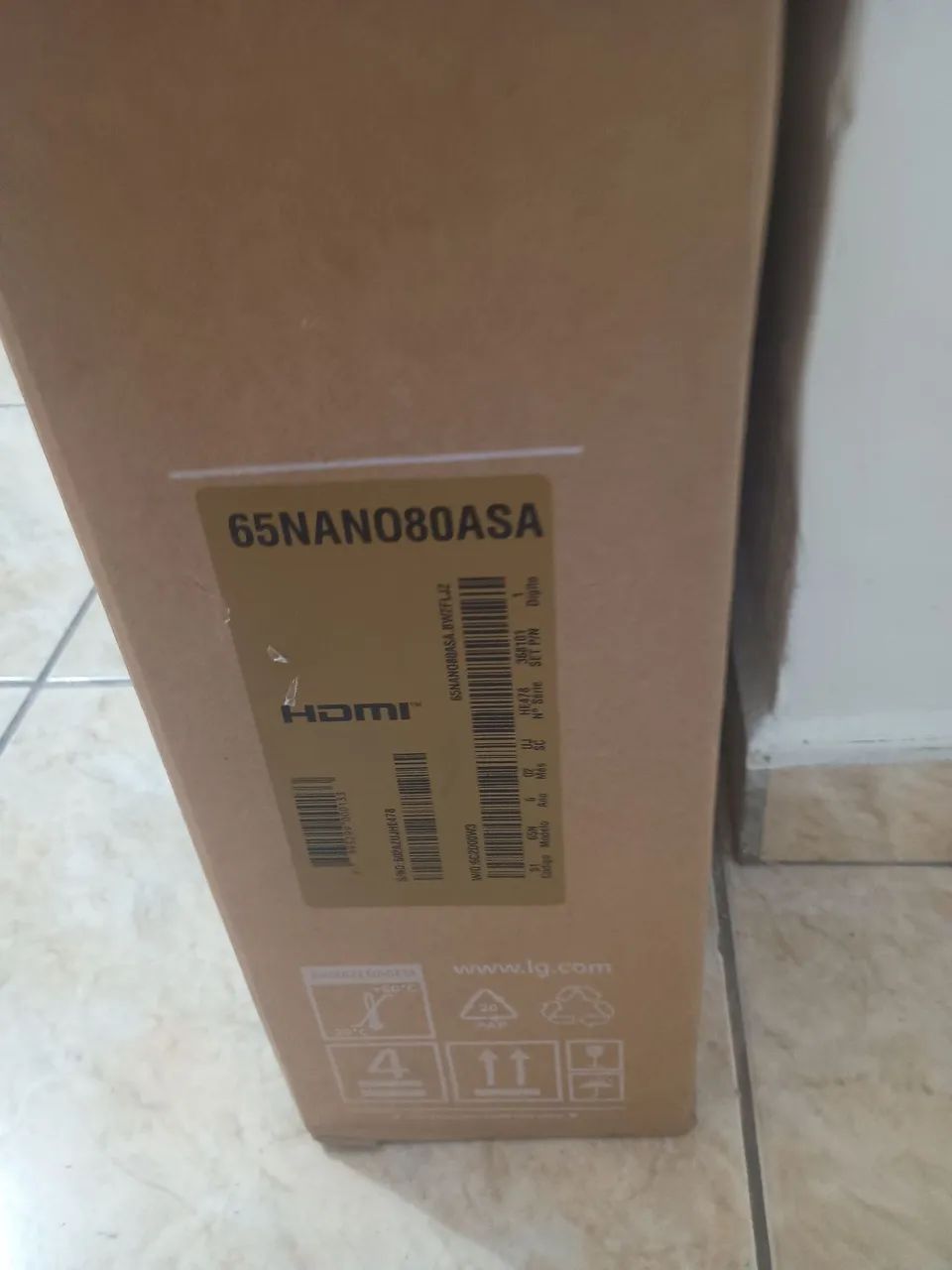Vendo Tv LG 65 polegadas 4k NOVA - Foto 2