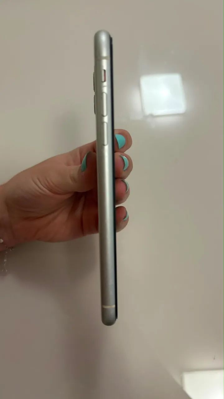 Iphone 11 branco 128gb  - Foto 5