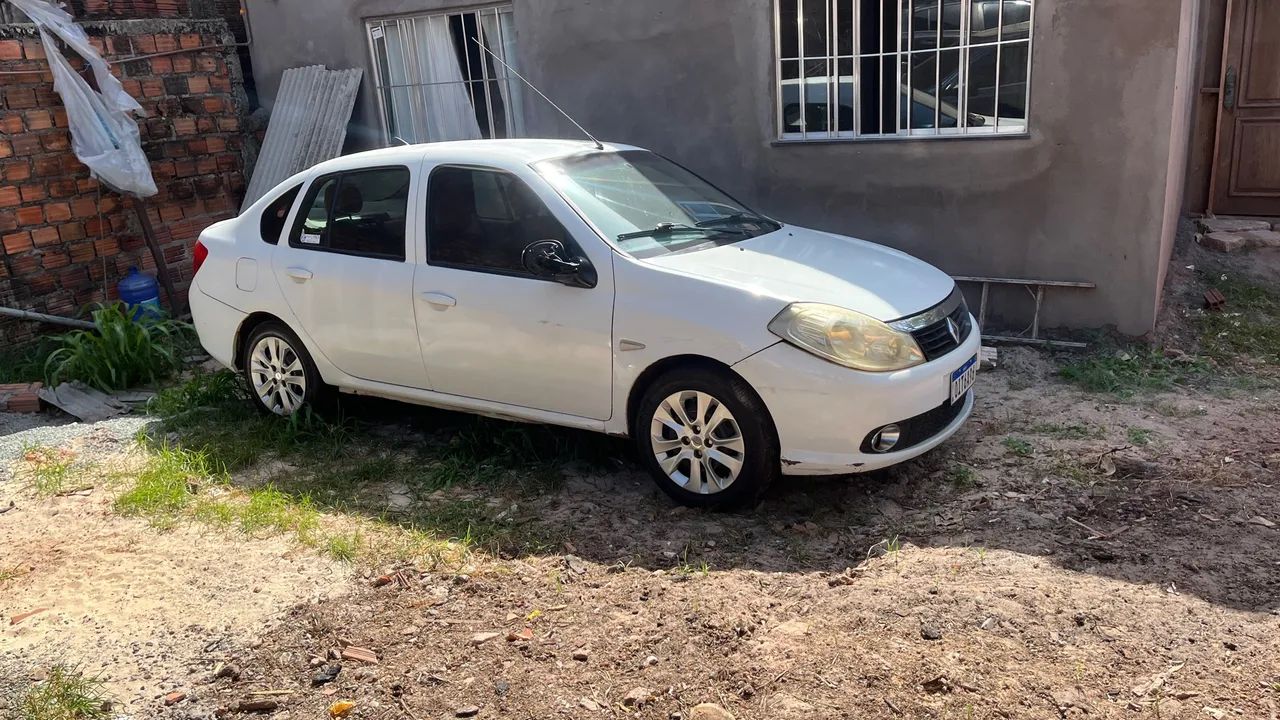 Renault Symbol PRIVILÈGE HI-FLEX 1.6 16V 4P 2013