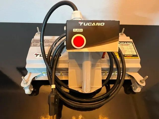 Flash Cure Tucano New 127V