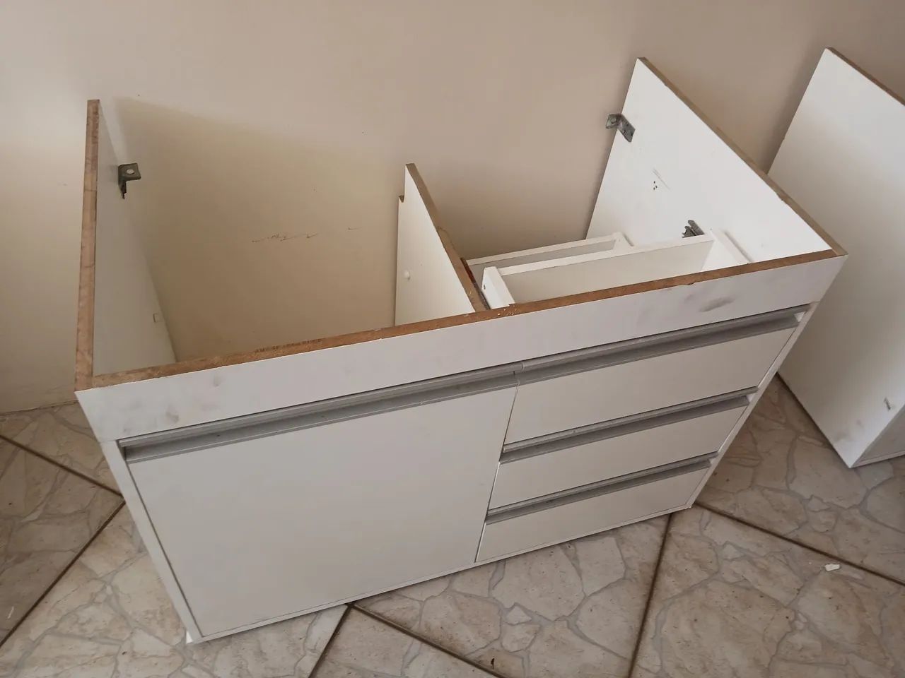 Lavatório de banheiro Completo em GRANITO e balcão de MDF - Foto 4