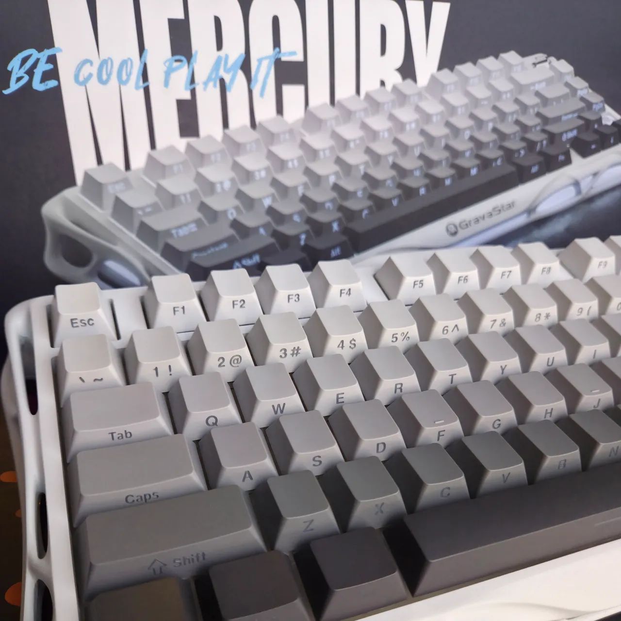 Teclado GravaStar Mercury k1 Gradient White - NOVO - Foto 2