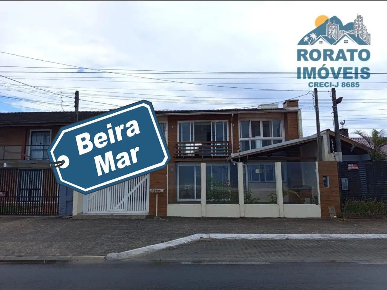 Sobrado em Riviera - Matinhos