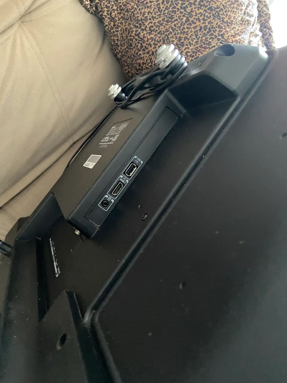 Tv TOSHIBA 32 polegadas bivolt - Foto 2