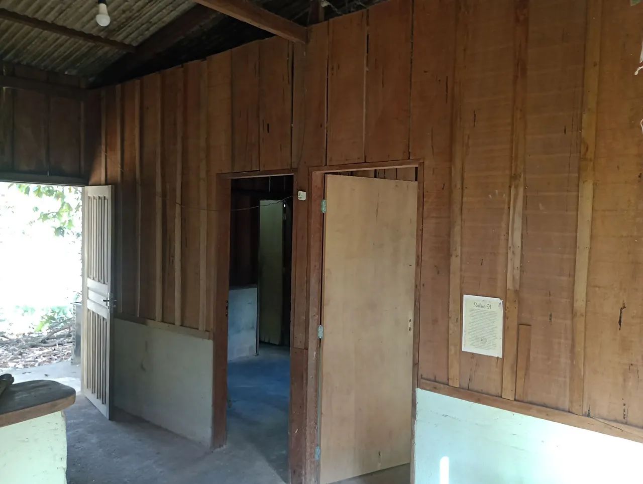 Vende se casa de madeira * - Foto 4