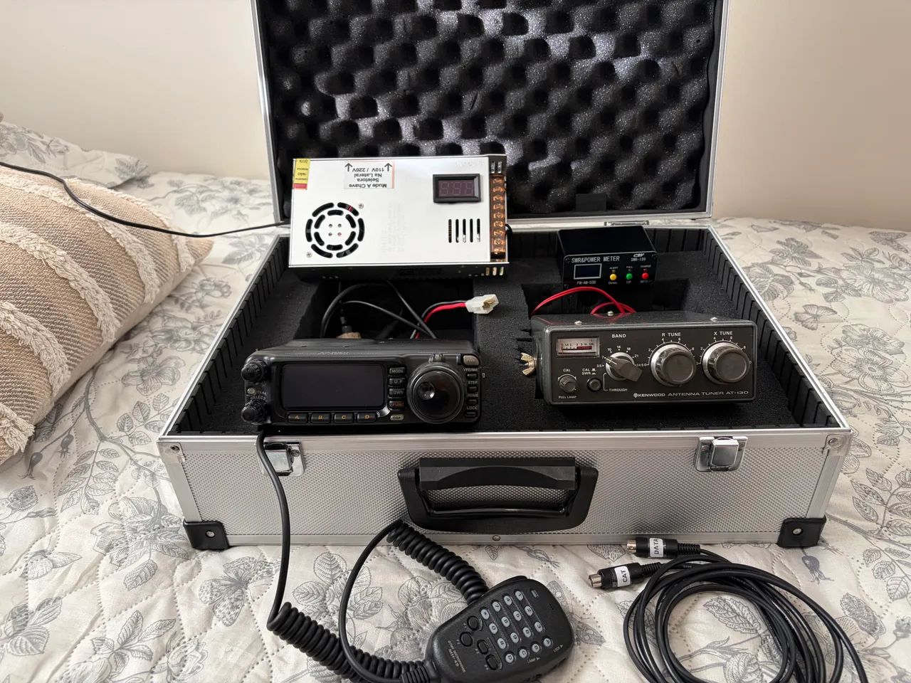 Rádio Yaesu FT 100D - Foto 4