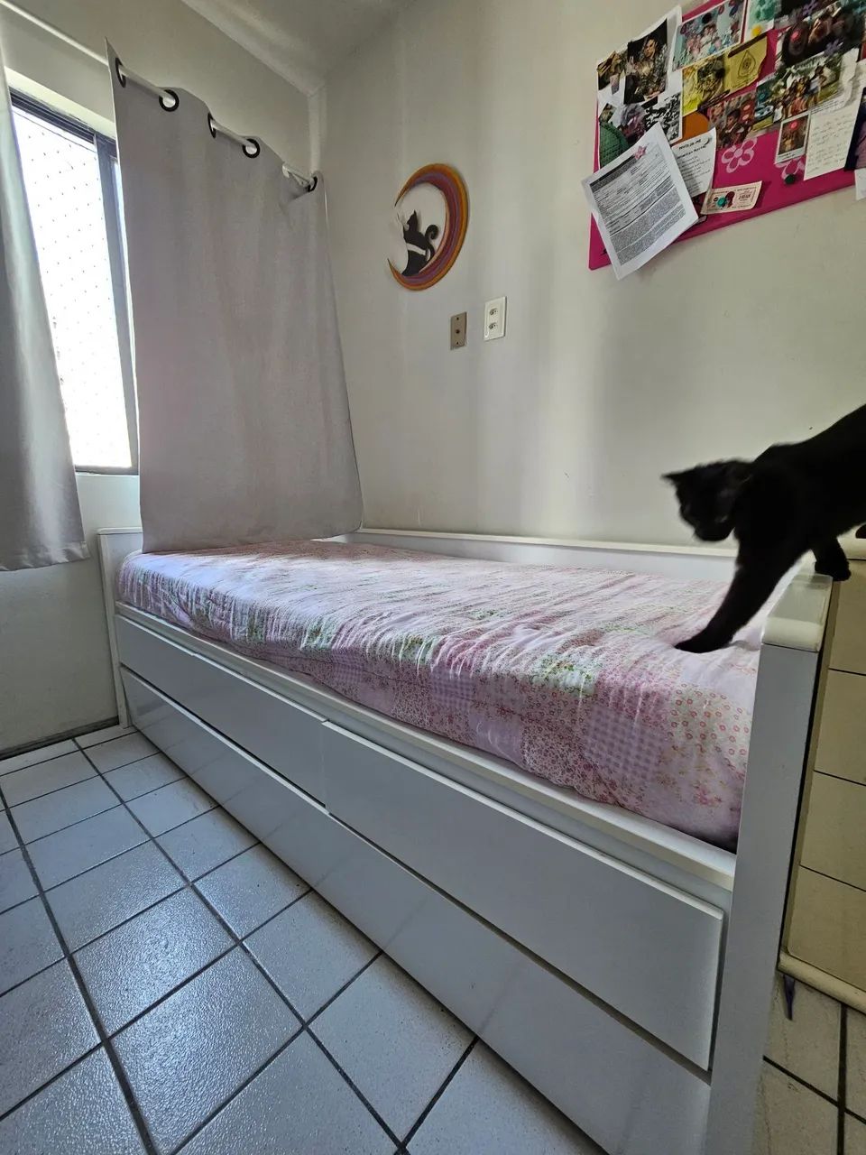 Cama solteirão (bicama) com 3 gavetas 
