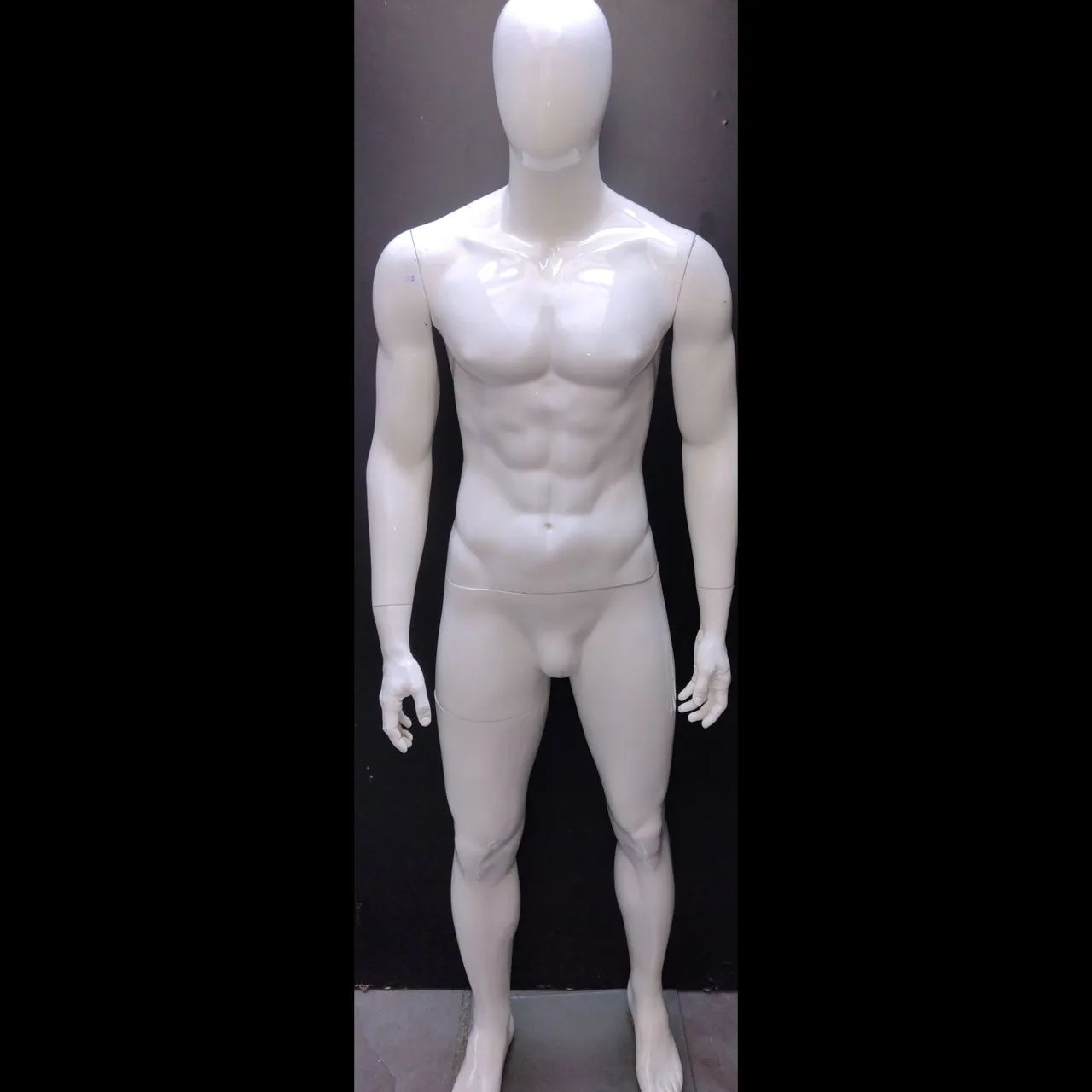 MANEQUINS MASCULINO DE FIBRA DE VIDRO. - Foto 4