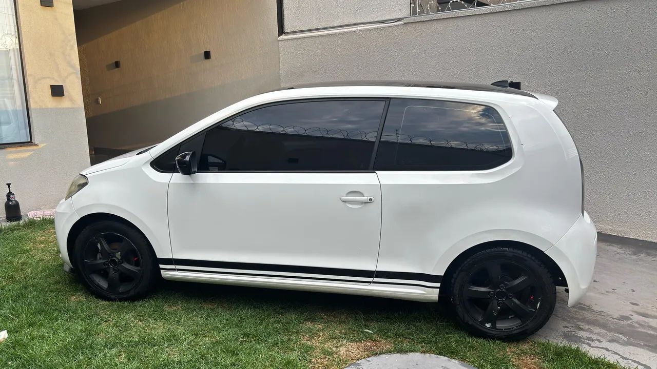 Volkswagen Up! up! take 1.0 T. Flex 12V 3p 2015